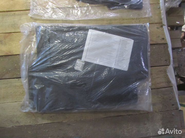 Комплект резиновых ковриков opel Antara 93743881