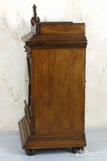 Часы механические настольные Junghans бой