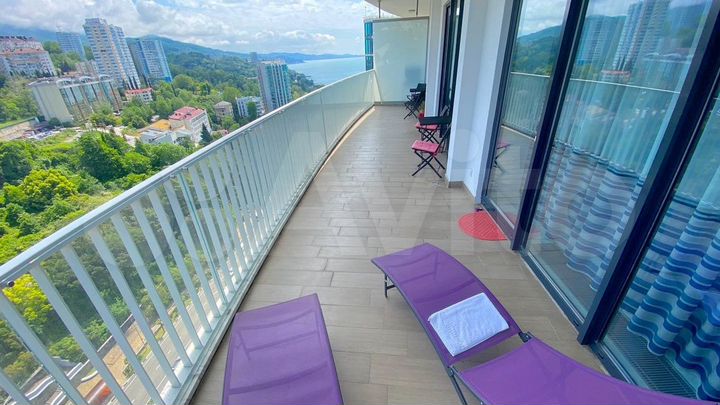 3-к. квартира, 95 м², 18/22 эт.