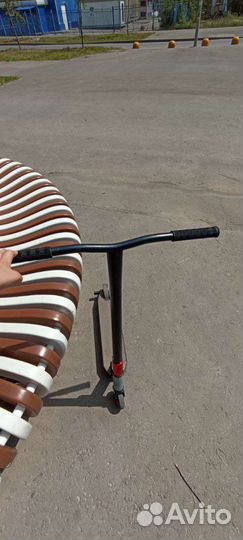 Трюковой самокат Mongoose