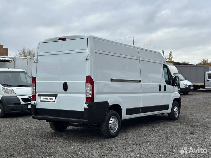 Peugeot Boxer цельнометаллический, 2012