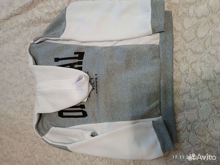 Спортивный костюм