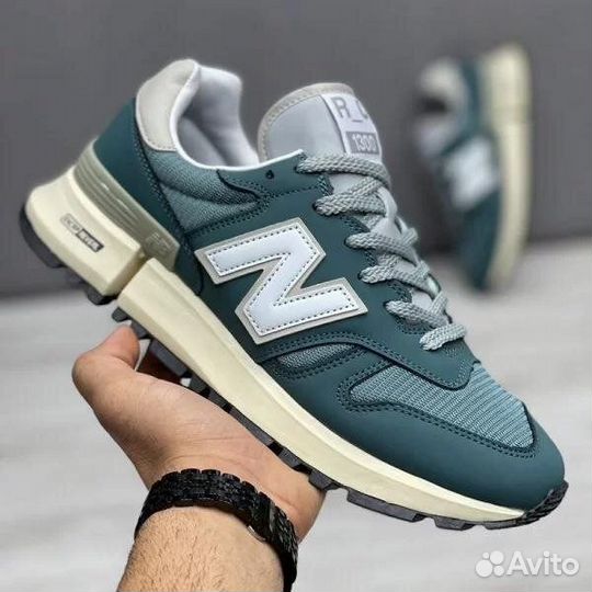 Кроссовки New Balance 1300