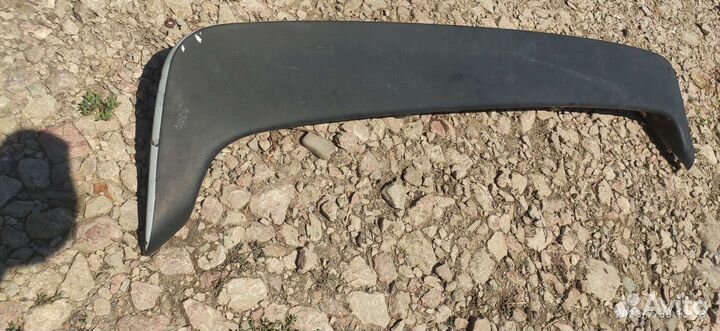 Спойлер багажника zender