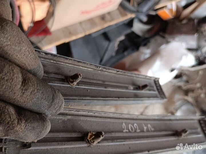 W202 накладка порога