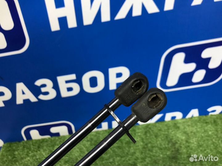 Амортизатор багажника Ford Fiesta