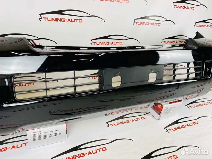 Бампер передний Toyota Land Cruiser 200 P3095