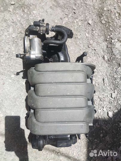 Колектор Ауди а6 с6 2.4