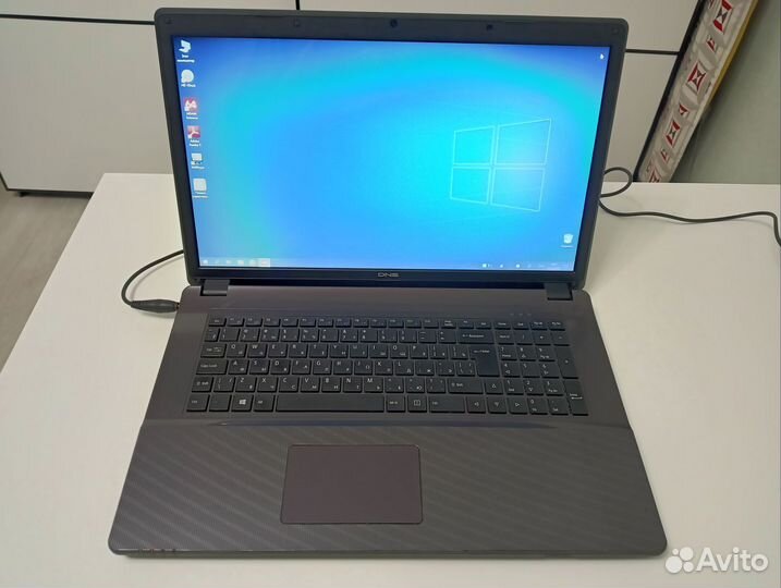 Ноутбук DNS Intel core i7