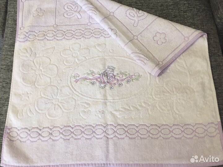 Полотенца в ассортименте (4 разных)