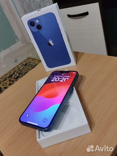 iPhone 13 128gb Blue