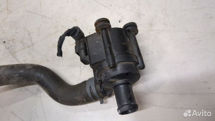 Насос водяной Volkswagen Tiguan 2020, 2021