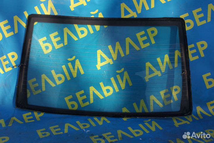 Заднее стекло Ford Focus 1