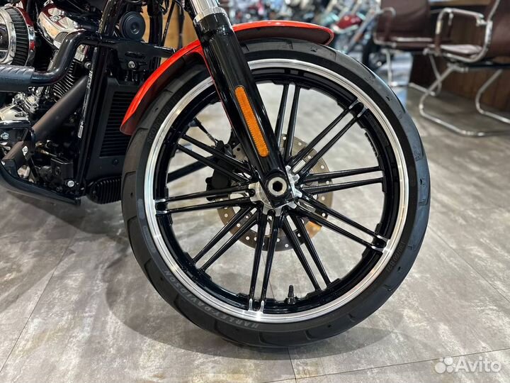 Harley-Davidson Breakout 2020