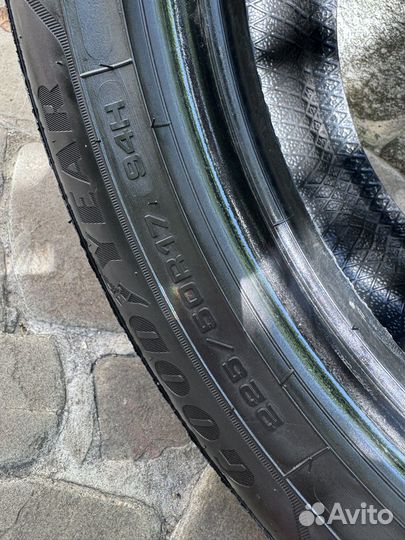 Goodyear UltraGrip Performance 225/50 R17