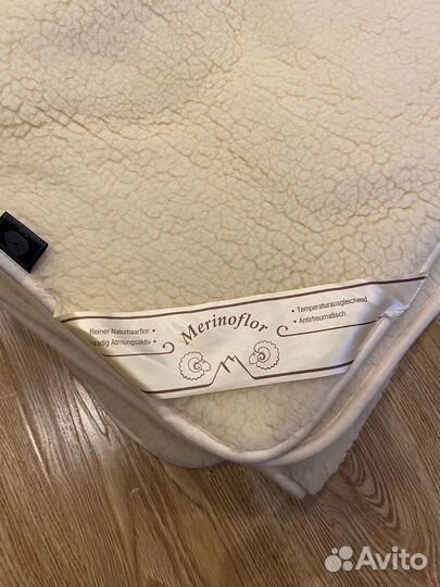 Одеяло шерстяное