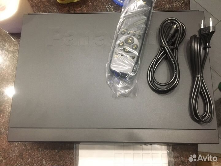 Видеомагнитофон panasonic новый