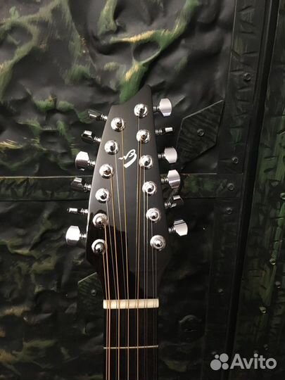 Электроакустическая 12-струнная гитара Breedlove