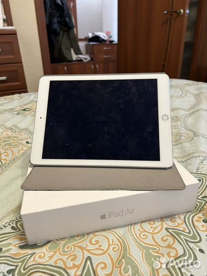 Планшет apple iPad air