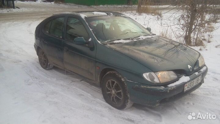 Детали Рено Меган 1998г