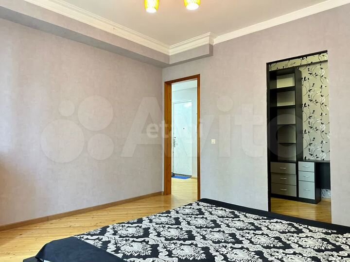 2-к. квартира, 82 м², 5/9 эт.