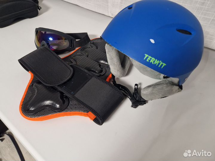 Защита, шлем горнолыжные детские