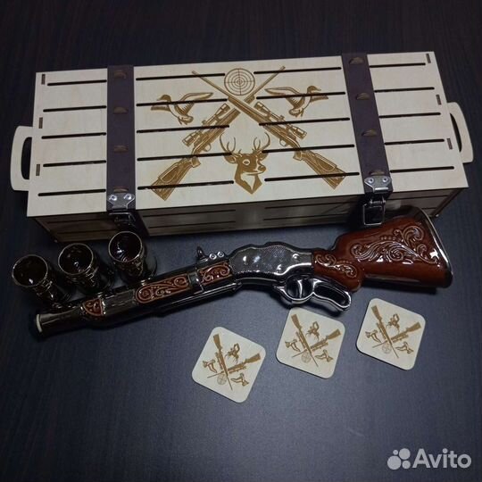 Подарочный набор штофов для охотника