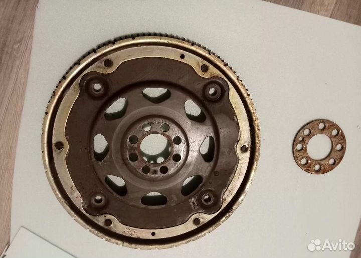 Маховик Nissan Gloria 1997 123314P100 Y33 VQ30DE