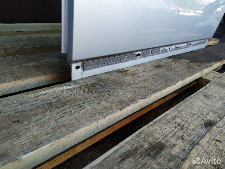 Дверь задняя левая Volkswagen Passat B7 1.4 caxa