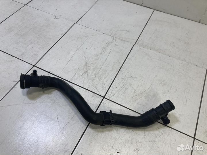 Патрубок радиатора охлаждения Audi А4 В8 8K2