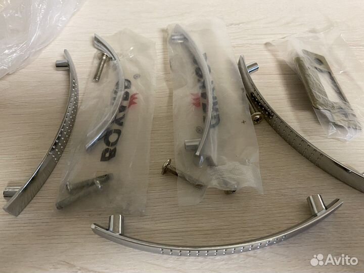 Мебельные ручки новые