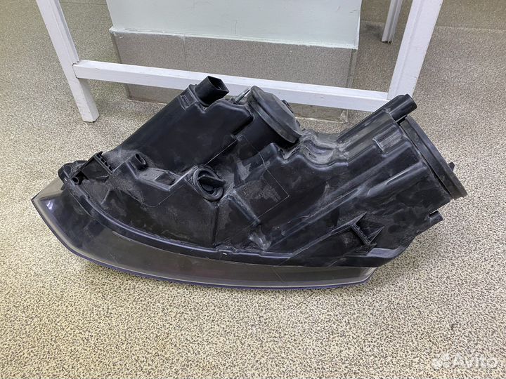 Фара правая VW Polo после 15 г