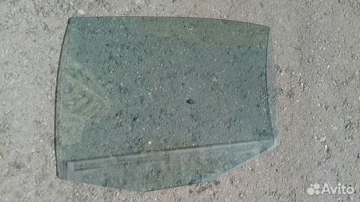 Стекло задней левой двери шкода октавия тур седан