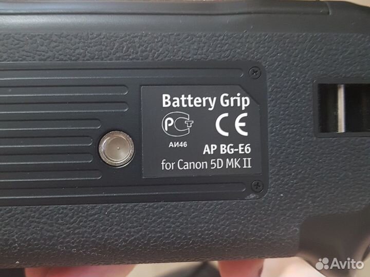 Battery grip аккумуляторная рукоядка