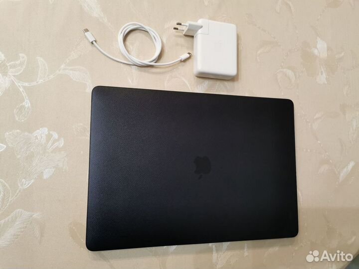 Macbook Pro 16 i9 16Gb 1Tb