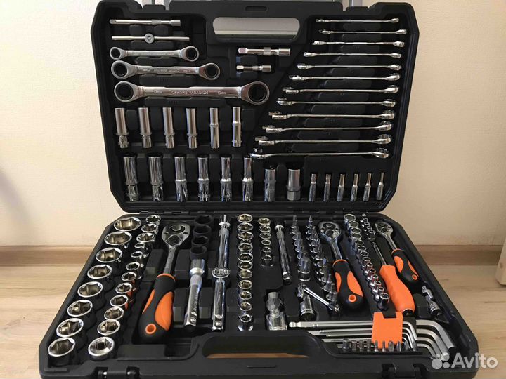 Набор инструментов satvpro 151 предмет