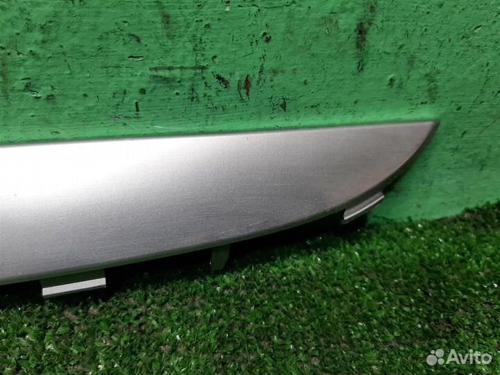 Накладка торпедо правая Subaru Legacy/ Outback BM