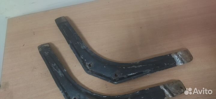 Кронштейны переднего крыла Иж Планета