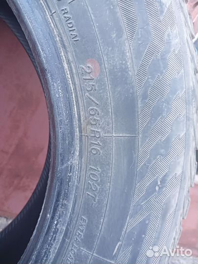 Yokohama Ice Guard Stud IG55 215/65 R16 102T