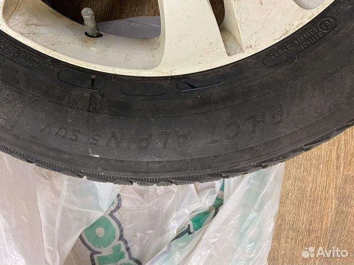 Колеса в сборе R17 зимние Honda CR-V