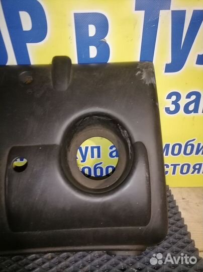 Декоративная крышка двс Geely Vision