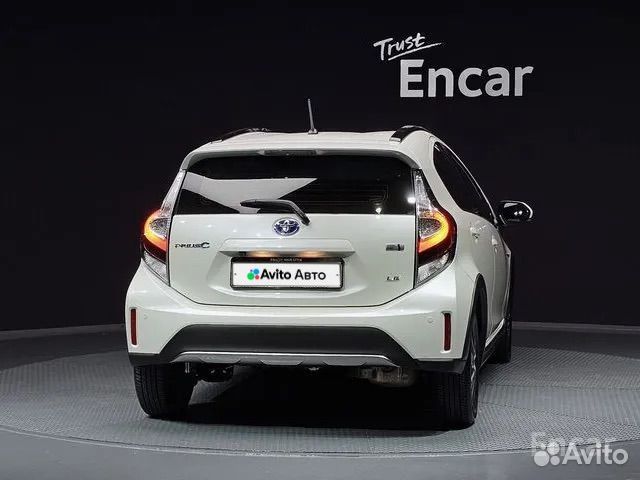 Toyota Prius C 1.5 CVT, 2020, 18 700 км