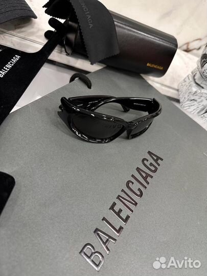 Очки balenciaga