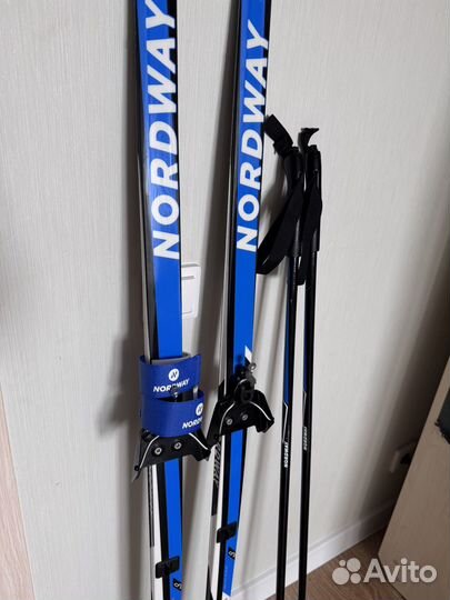 Беговые лыжи