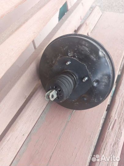 Вакум тормозной