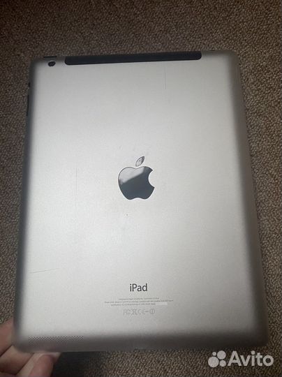 iPad 4 32gb cellular MD520E/A