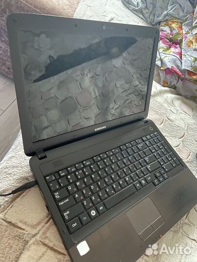 Ноутбук Samsung