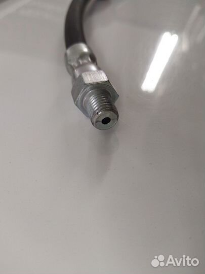 Тормозной шланг Chevrolet Niva