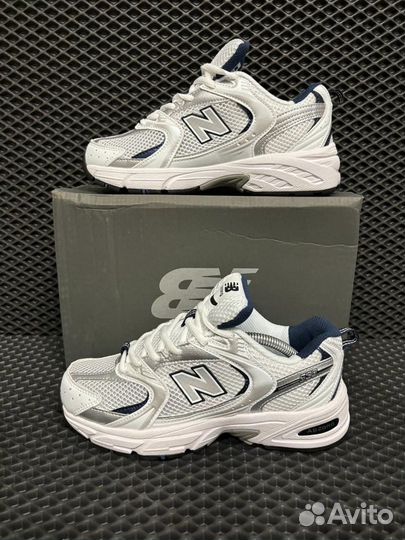 Кроссовки женские new balance