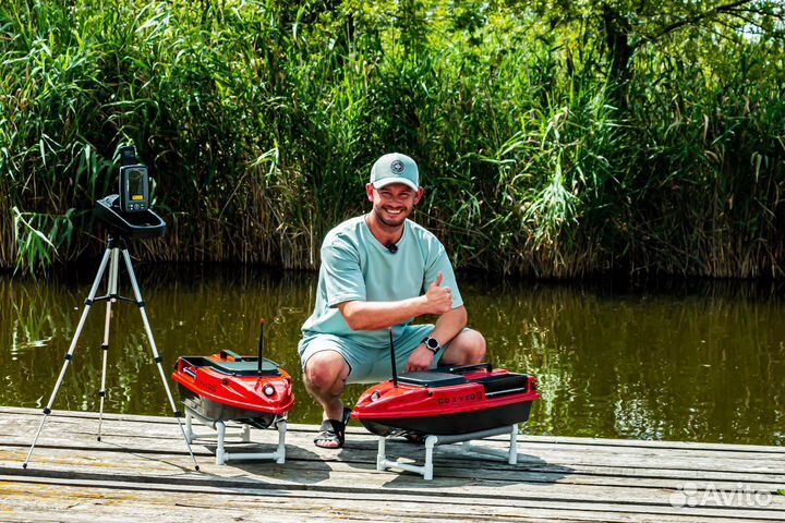 Кораблик для рыбалки CoveD с gps автопилотом